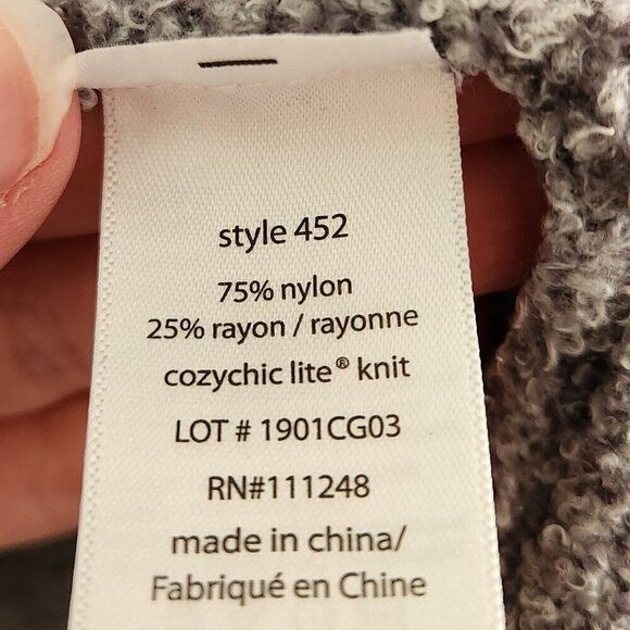 BAREFOOT DREAMS Light Blue Circle Cardigan - Picture 5 of 5